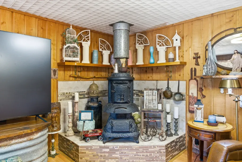 200 Strother Road Newcastle TX 76372