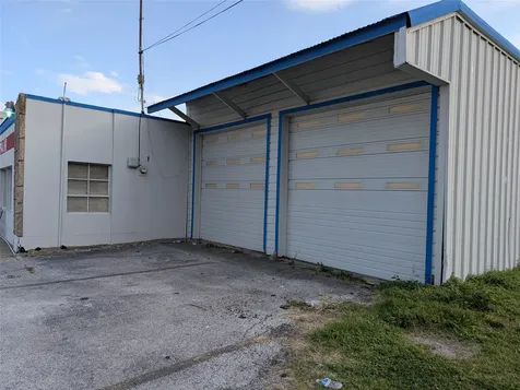 213 N Saginaw Boulevard Saginaw TX 76179