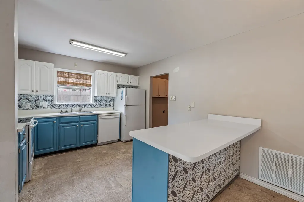 4013 Cherokee Court Granbury TX 76048