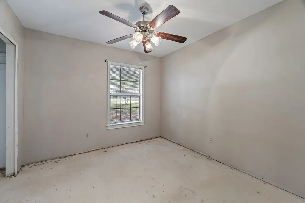 4013 Cherokee Court Granbury TX 76048