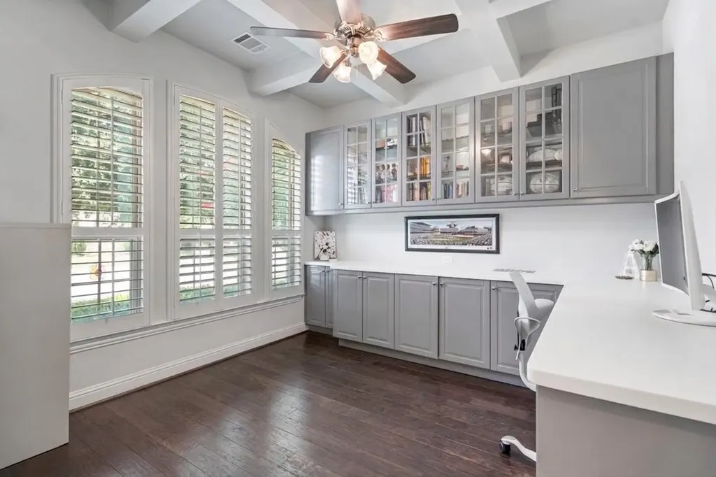 18265 Brighton Green Dallas TX 75252