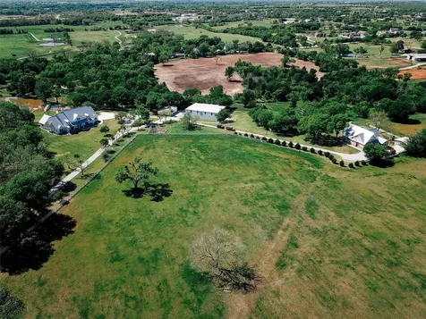 9325 Fm 428 Aubrey TX 76227