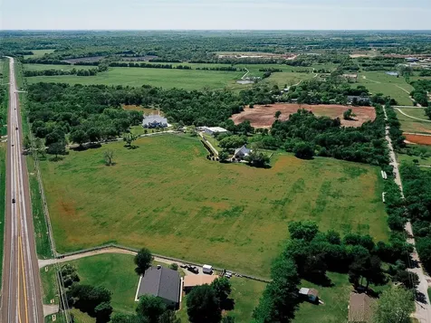 9325 Fm 428 Aubrey TX 76227