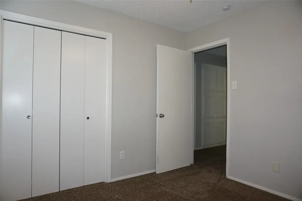 9904 Runnymeade Place Fort Worth TX 76108
