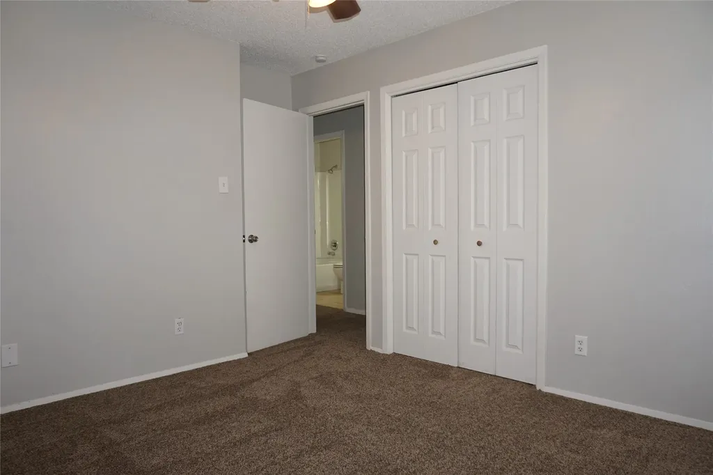 9904 Runnymeade Place Fort Worth TX 76108