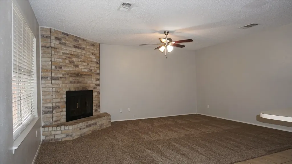 9904 Runnymeade Place Fort Worth TX 76108