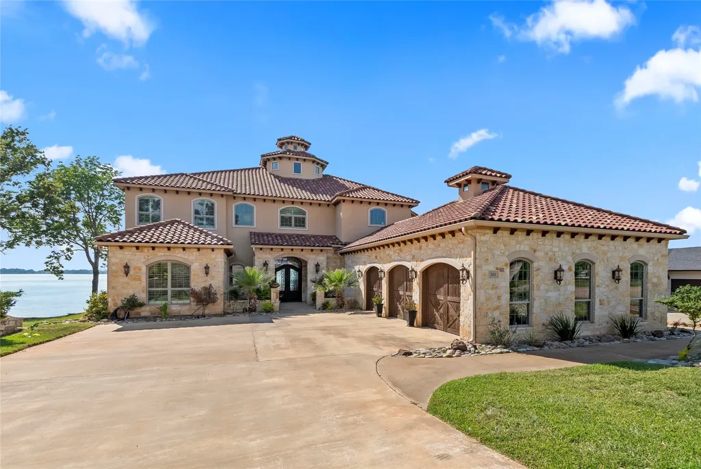 Mabank TX, 204 Pinnacle Club Place