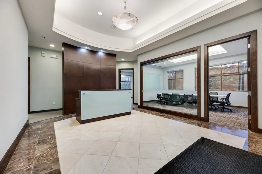 5052 Tennyson Parkway Plano TX 75024