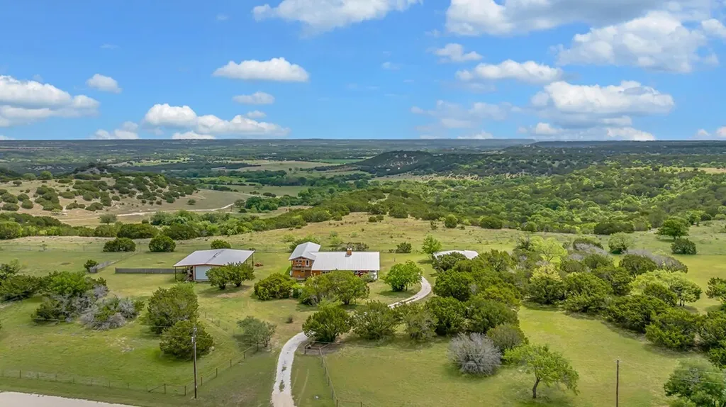 120 Private Road 2123 Meridian TX 76665