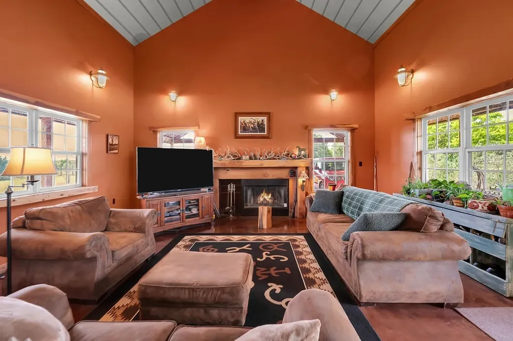 120 Private Road 2123 Meridian TX 76665