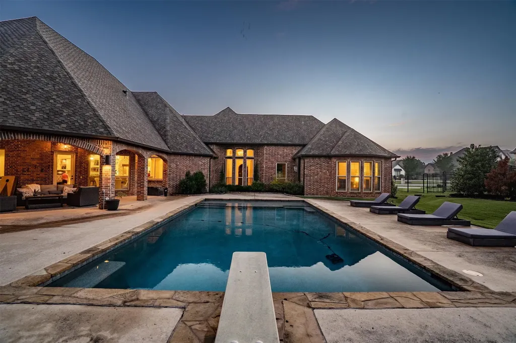 5 Victory Lane Double Oak TX 75077