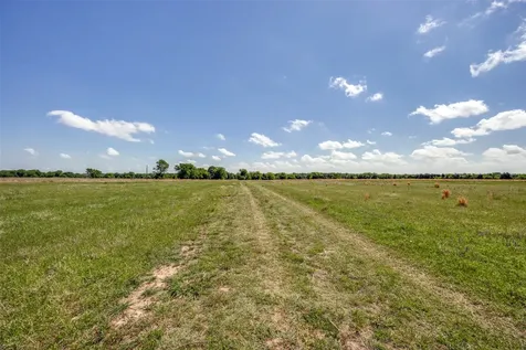 1203 County Road 4132 Cumby TX 75433