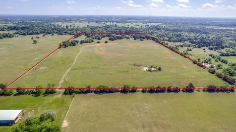 1203 County Road 4132 Cumby TX 75433