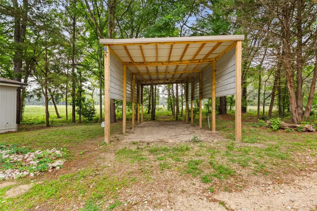 7398 County Road 334 Tyler TX 75708