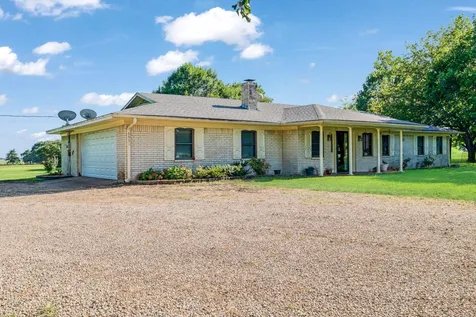 6951 Farm Road 1499 Sumner TX 75486