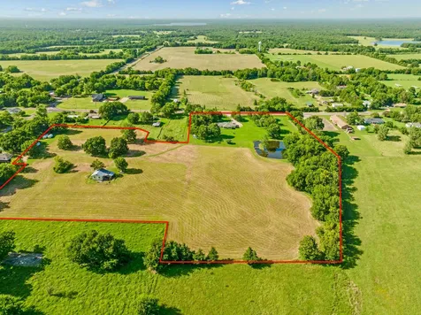 6951 Farm Road 1499 Sumner TX 75486