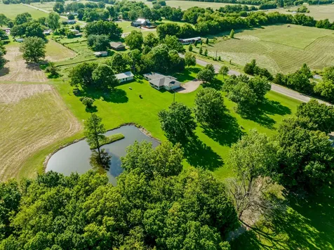 6951 Farm Road 1499 Sumner TX 75486