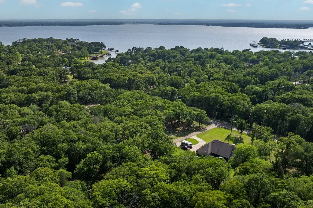 104 Lark Drive Enchanted Oaks TX 75156