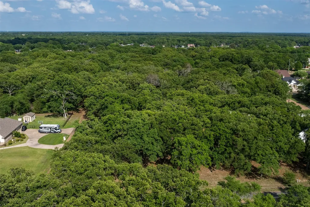 104 Lark Drive Enchanted Oaks TX 75156