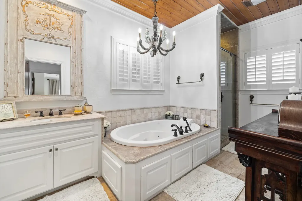 742 Private Road 7219 Jefferson TX 75657