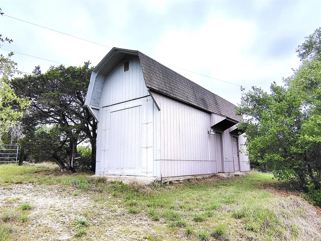 1037 County Road 1190 Kopperl TX 76652