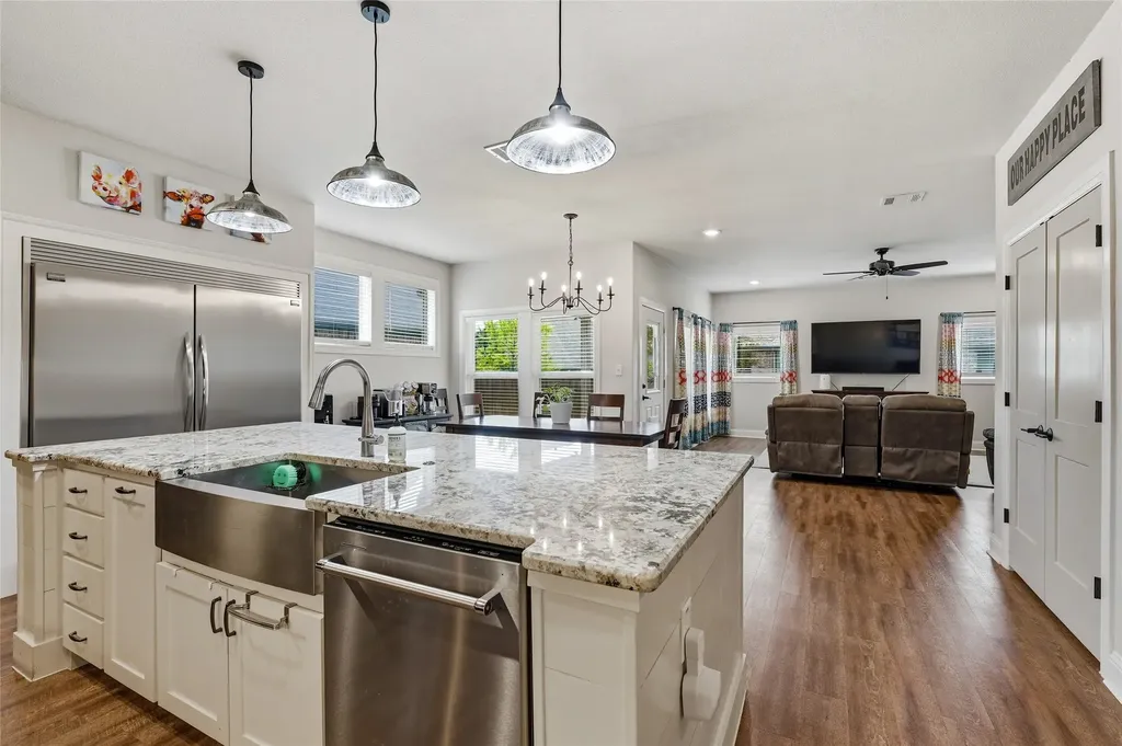 3823 Fawn Meadow Trail Denison TX 75020