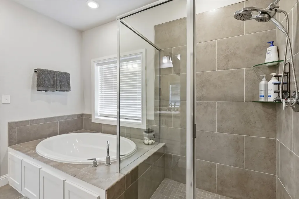 3823 Fawn Meadow Trail Denison TX 75020