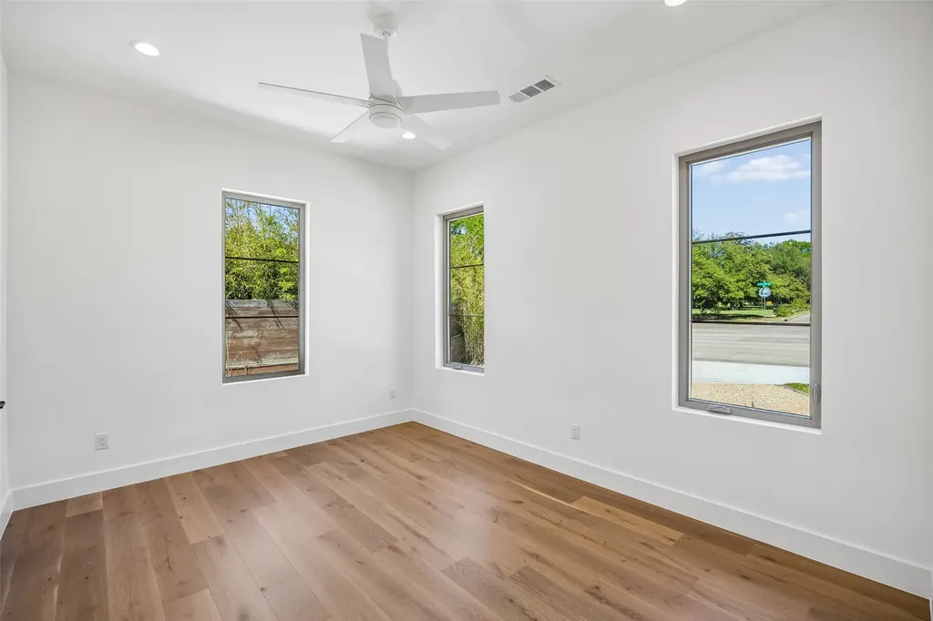 11131 Hillcrest Road Dallas TX 75230