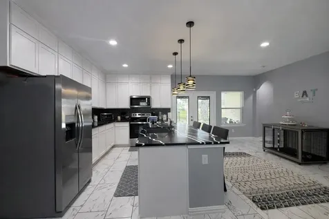 211 Kelly Lane Seven Points TX 75143