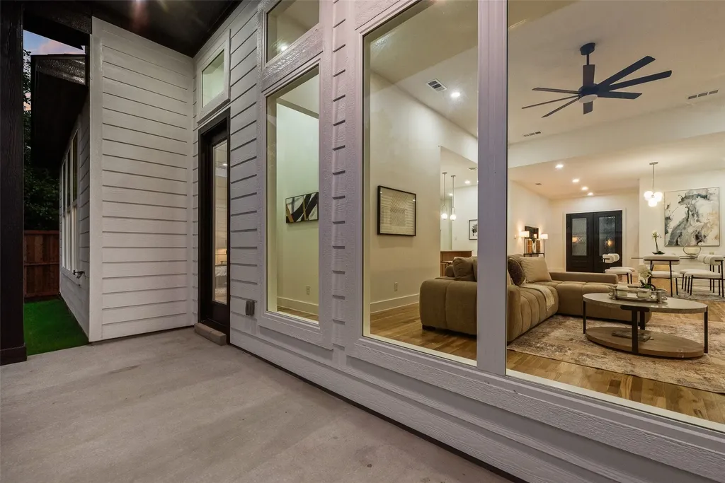 3519 Toronto Street Dallas TX 75212