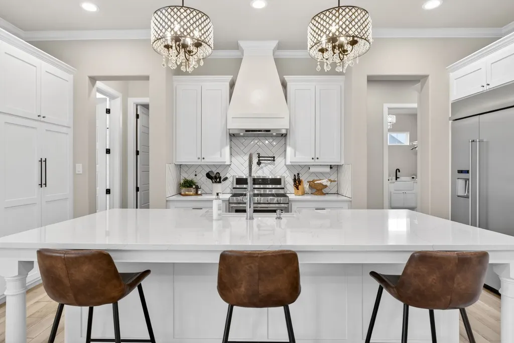 4004 Legend Trail Granbury TX 76049