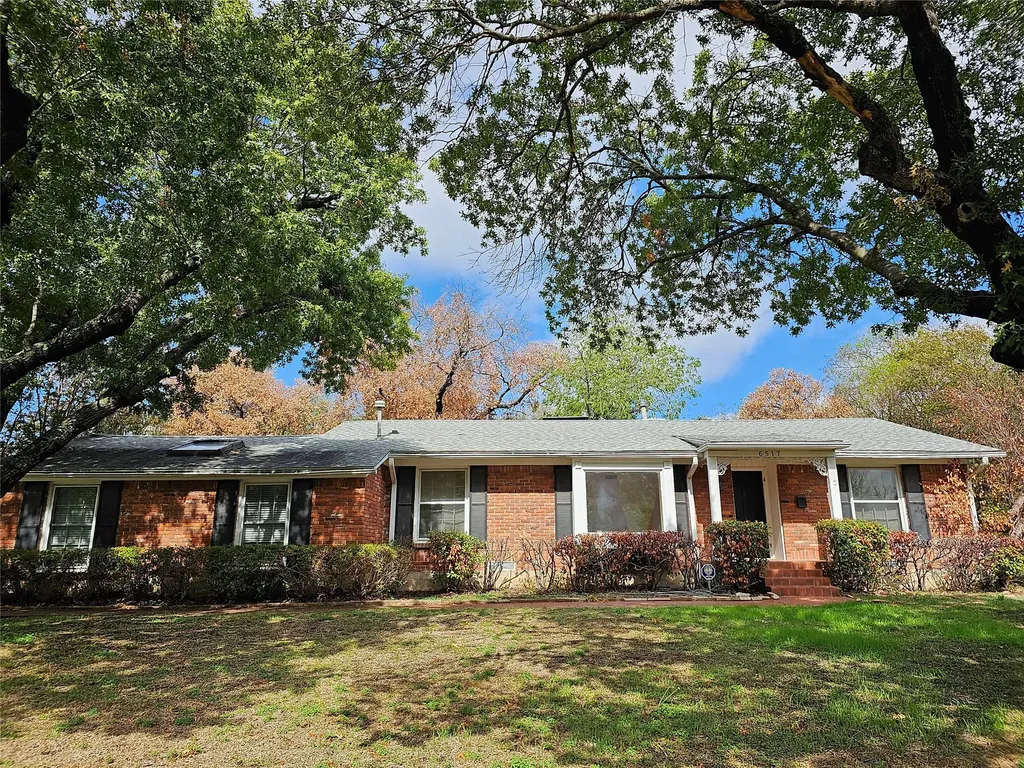 6517 Happy Lane Dallas TX 75230