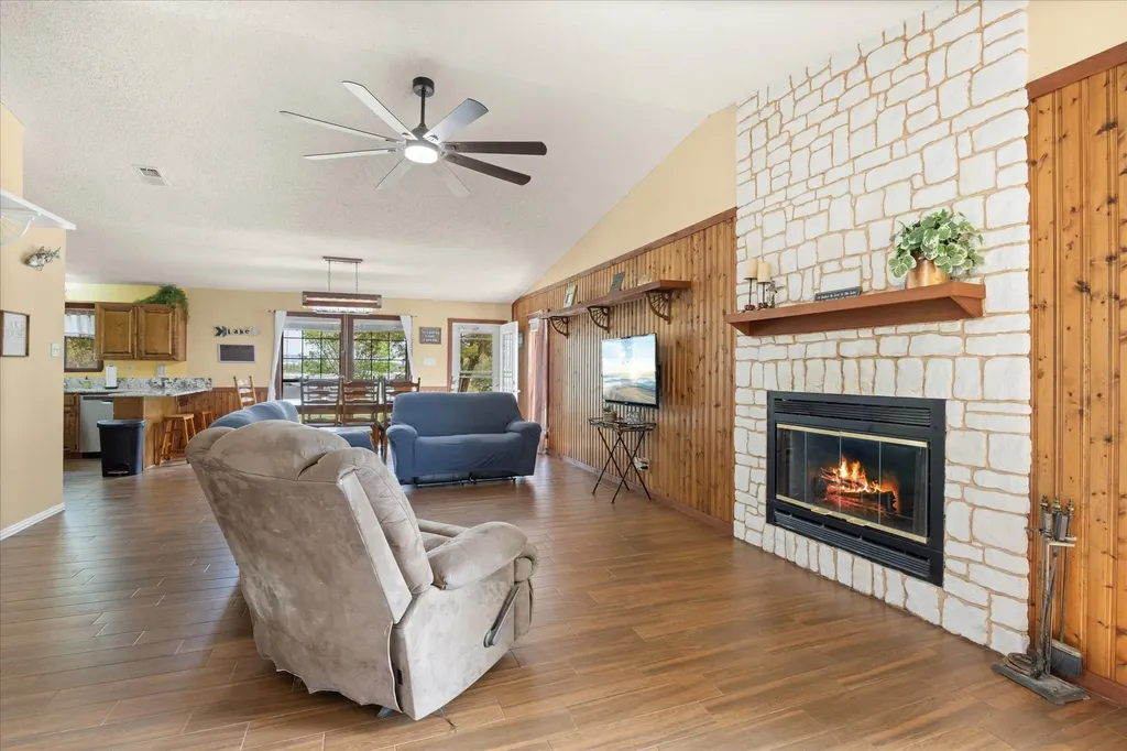 251 Dunn Drive Palo Pinto TX 76484
