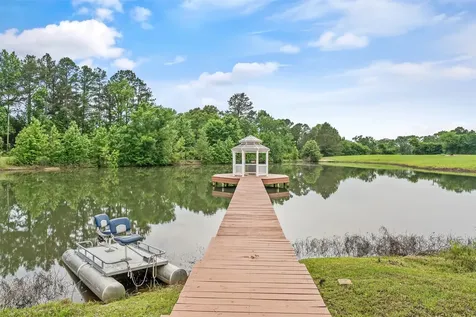 20389 County Road 178 Flint TX 75762