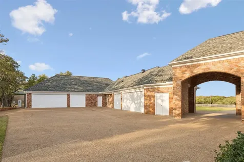 385 Meadow View Drive Argyle TX 76226