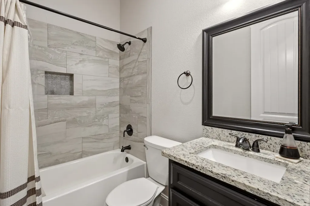 6301 Connie Lane Rockwall TX 75032