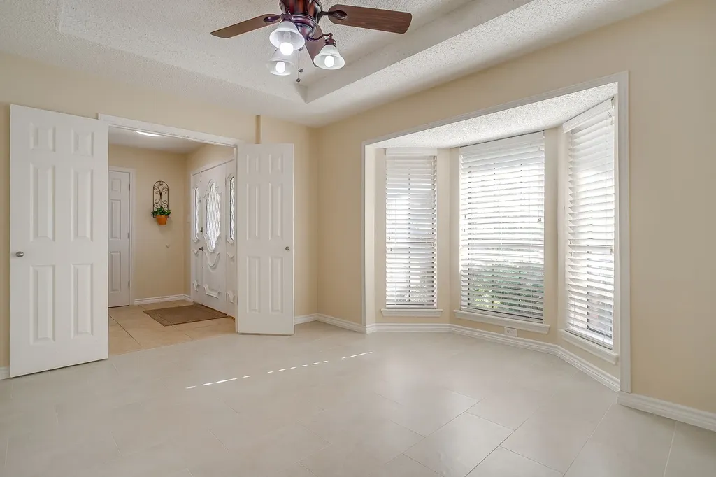 4013 Timberidge Drive Irving TX 75038