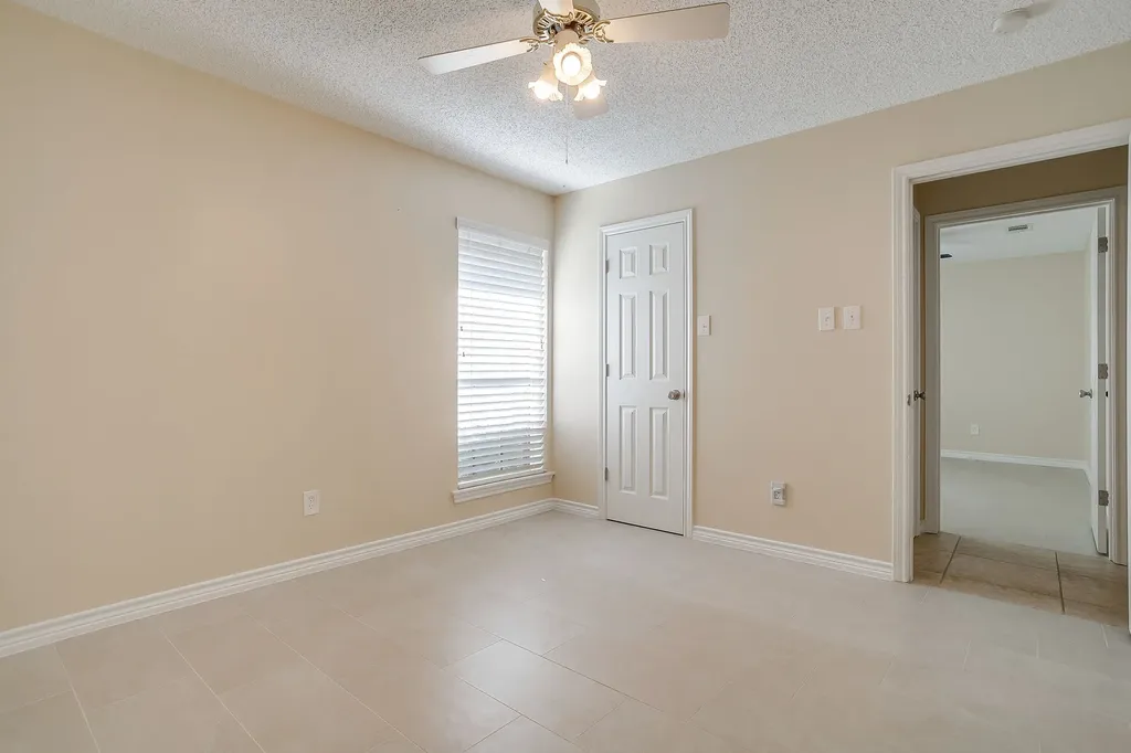 4013 Timberidge Drive Irving TX 75038
