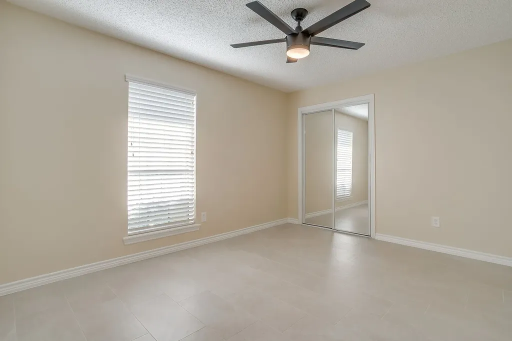 4013 Timberidge Drive Irving TX 75038