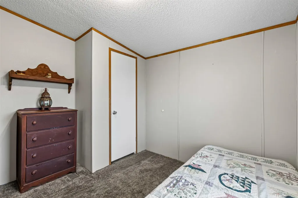 167 Hcr 4105 Covington TX 76636