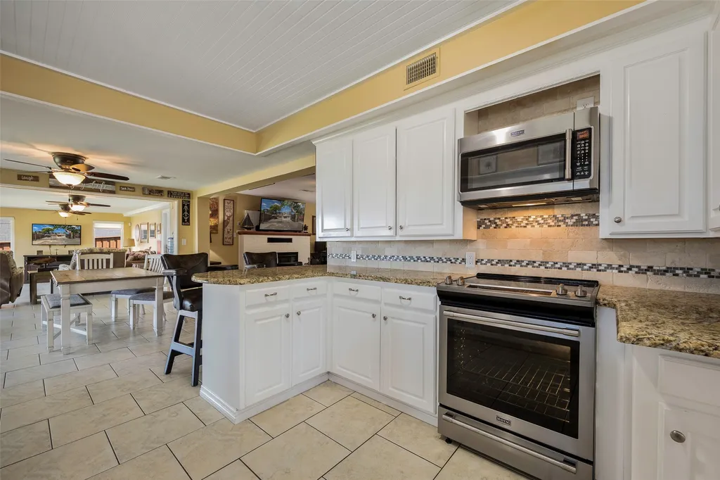 256 Whispering Oaks Trail Payne Springs TX 75156