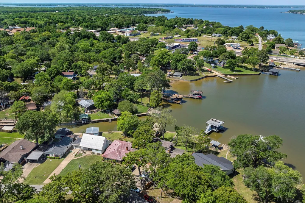 256 Whispering Oaks Trail Payne Springs TX 75156