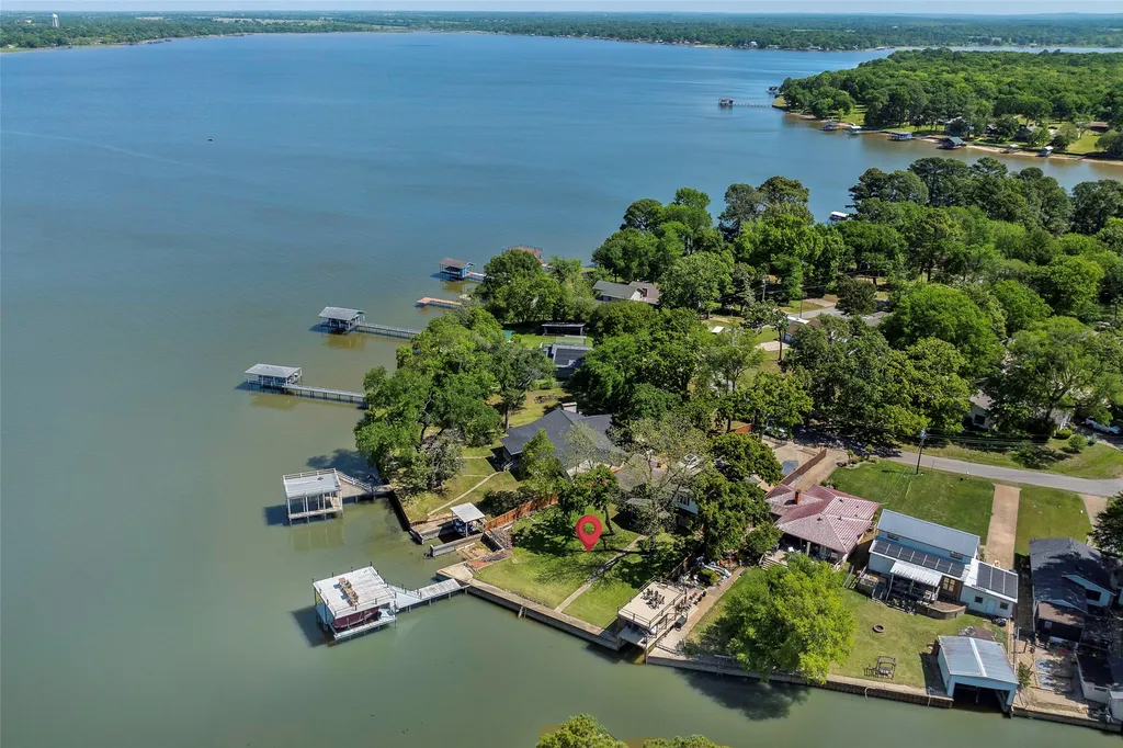256 Whispering Oaks Trail Payne Springs TX 75156