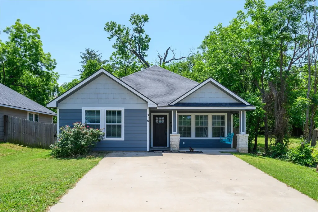 318 E Munson Street Denison TX 75021