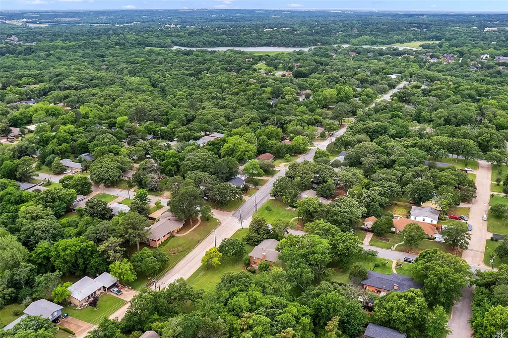 930 S Maurice Avenue Denison TX 75020