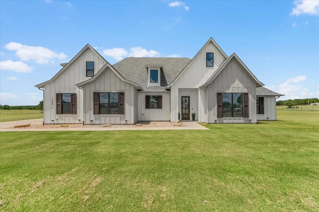 108 Stafford Trail Weatherford TX 76088