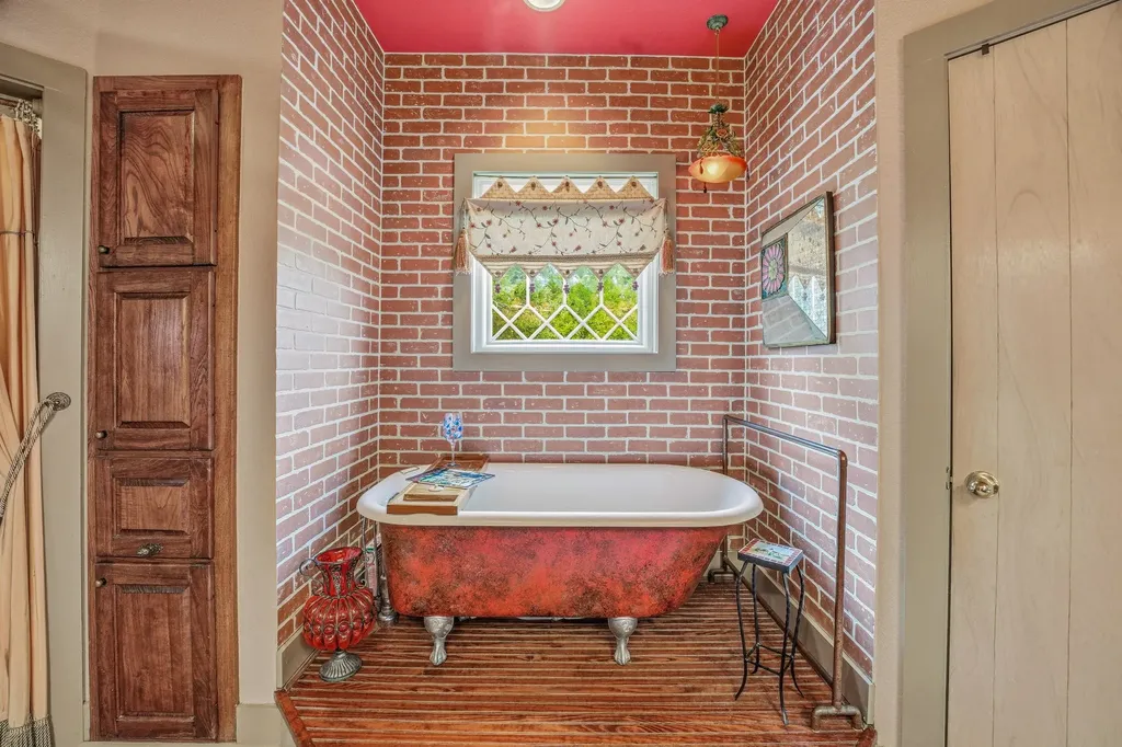 109 Mariah Drive Weatherford TX 76087