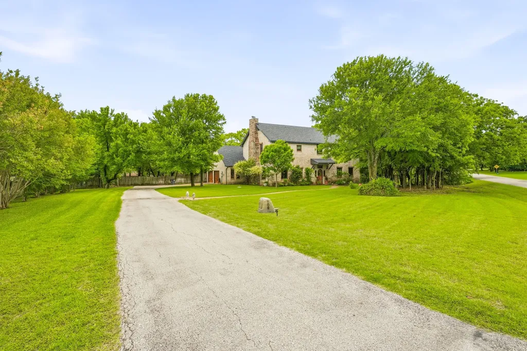 109 Mariah Drive Weatherford TX 76087