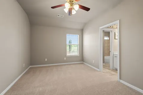 6 Kilchurn Garland TX 75044