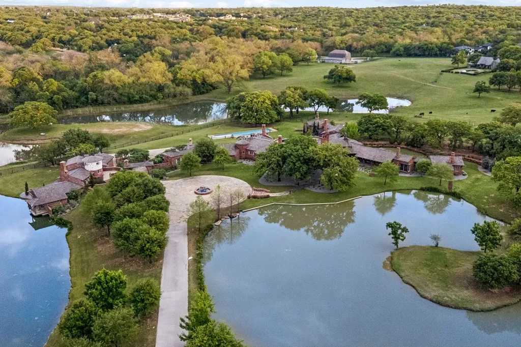 1 Paigebrooke Westlake TX 76262